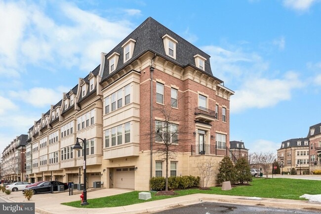 Building Photo - 726 River Mist Dr