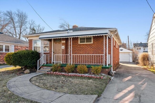 Building Photo - 4431 Caroline Ave