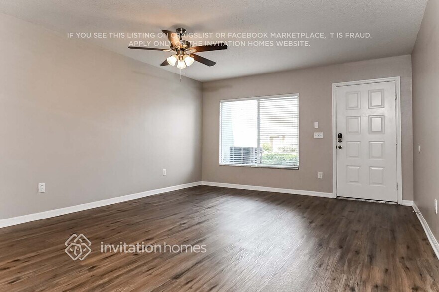 Building Photo - 2125 Fluorshire Dr