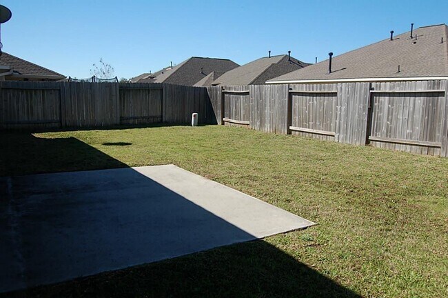 Building Photo - 30415 Deleon Fields Dr