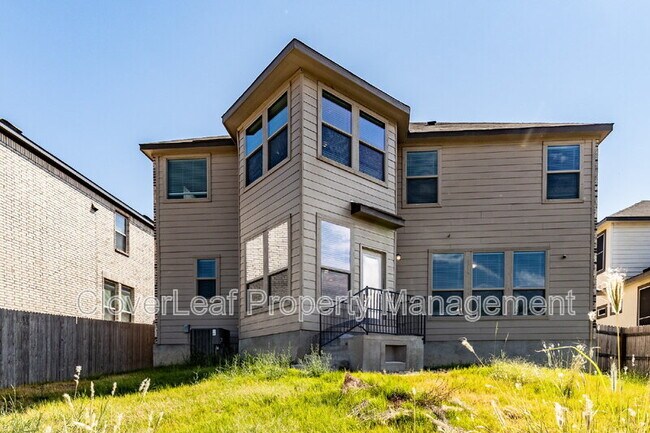 Building Photo - 308 Rustic Springs