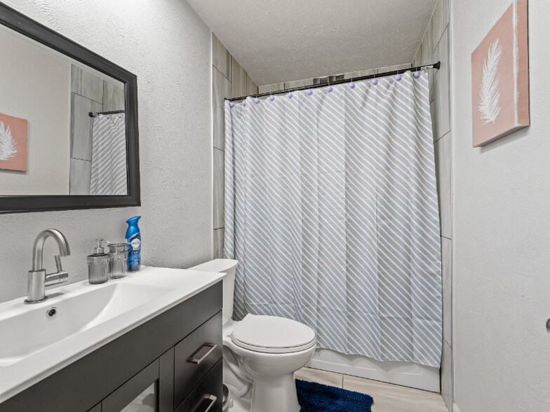 Building Photo - 2235 E Peters Colony Rd