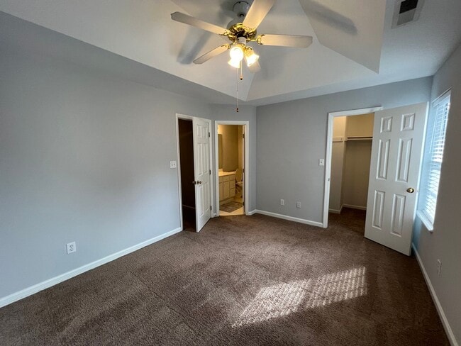 Building Photo - 4325 Pine Springs Ct