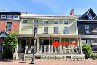 Building Photo - 107 NW Front St
