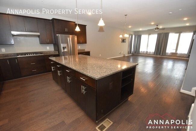 Building Photo - 7736 Cresap Ln