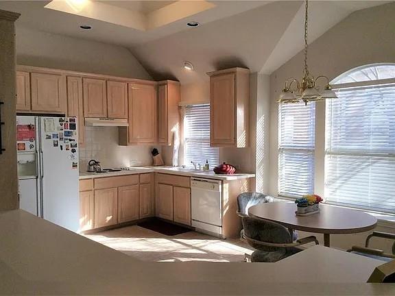 Building Photo - 18731 Gibbons Dr