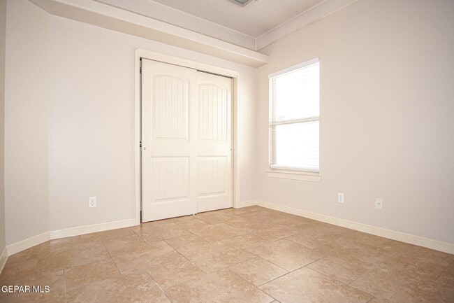 Building Photo - 14508 Smokey Point Dr