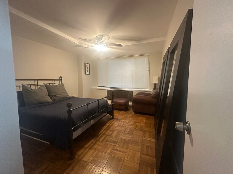 Building Photo - 1011 Arlington Blvd