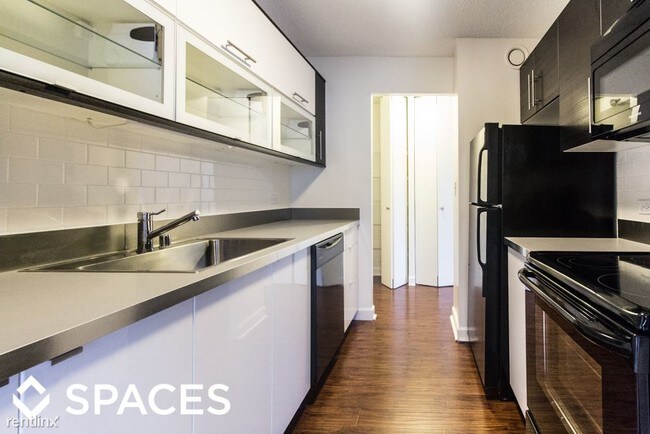 Building Photo - 1133 N Dearborn St