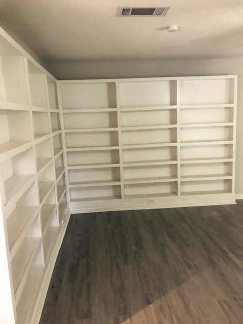 Building Photo - Woodland Village A