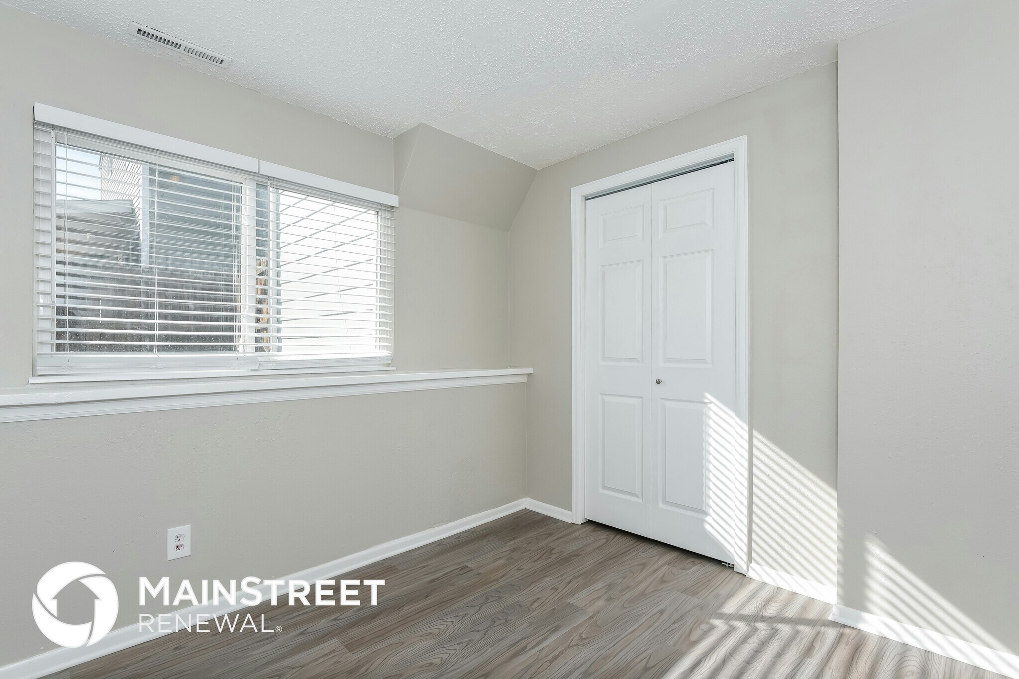 Building Photo - 9305 W 100th Cir