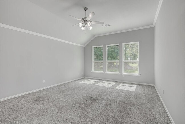 Building Photo - 285 Rd 66121