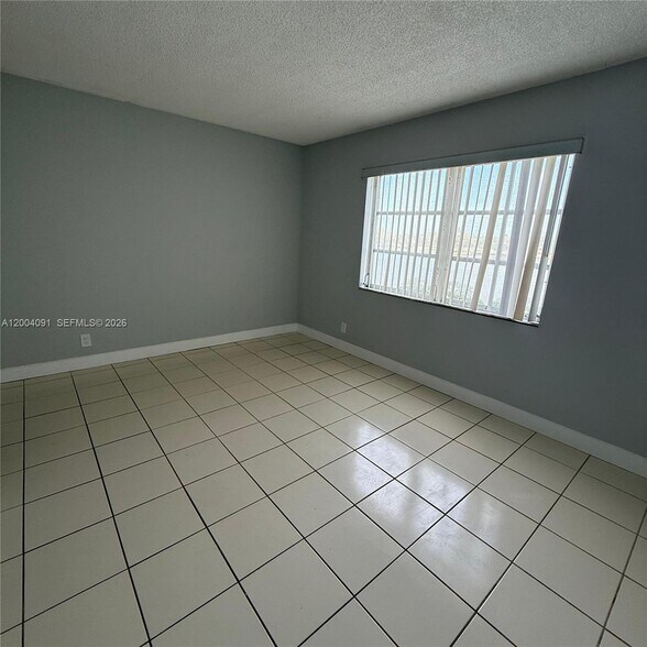 Building Photo - 8710 N Sherman Cir