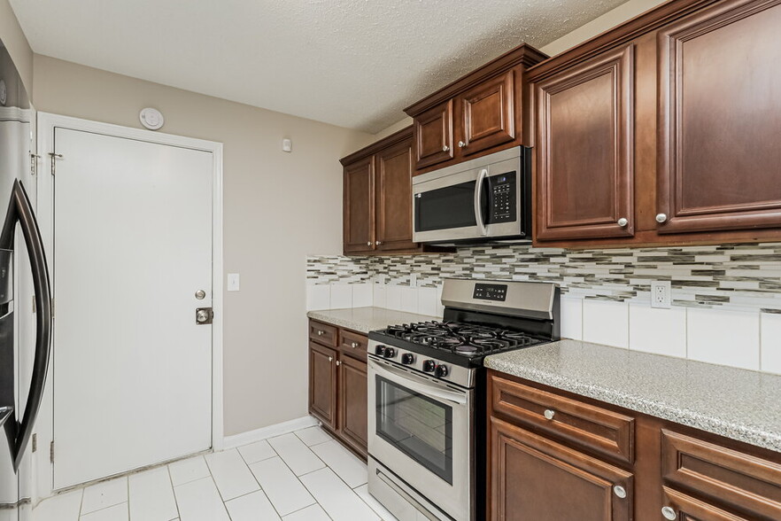 Building Photo - 75 Colser Drive