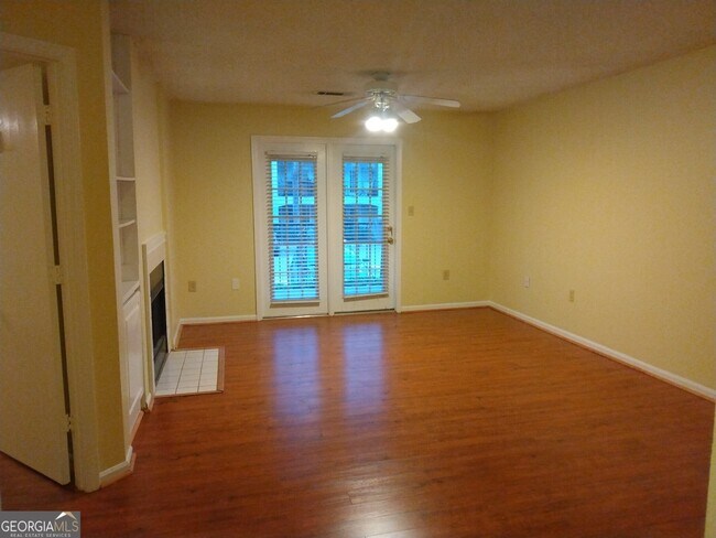 Building Photo - 3655 Habersham Rd NE