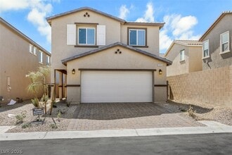 Building Photo - 3269 La Cura Ave