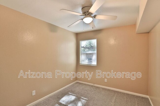 Building Photo - 603 W Rio Salado Pkwy