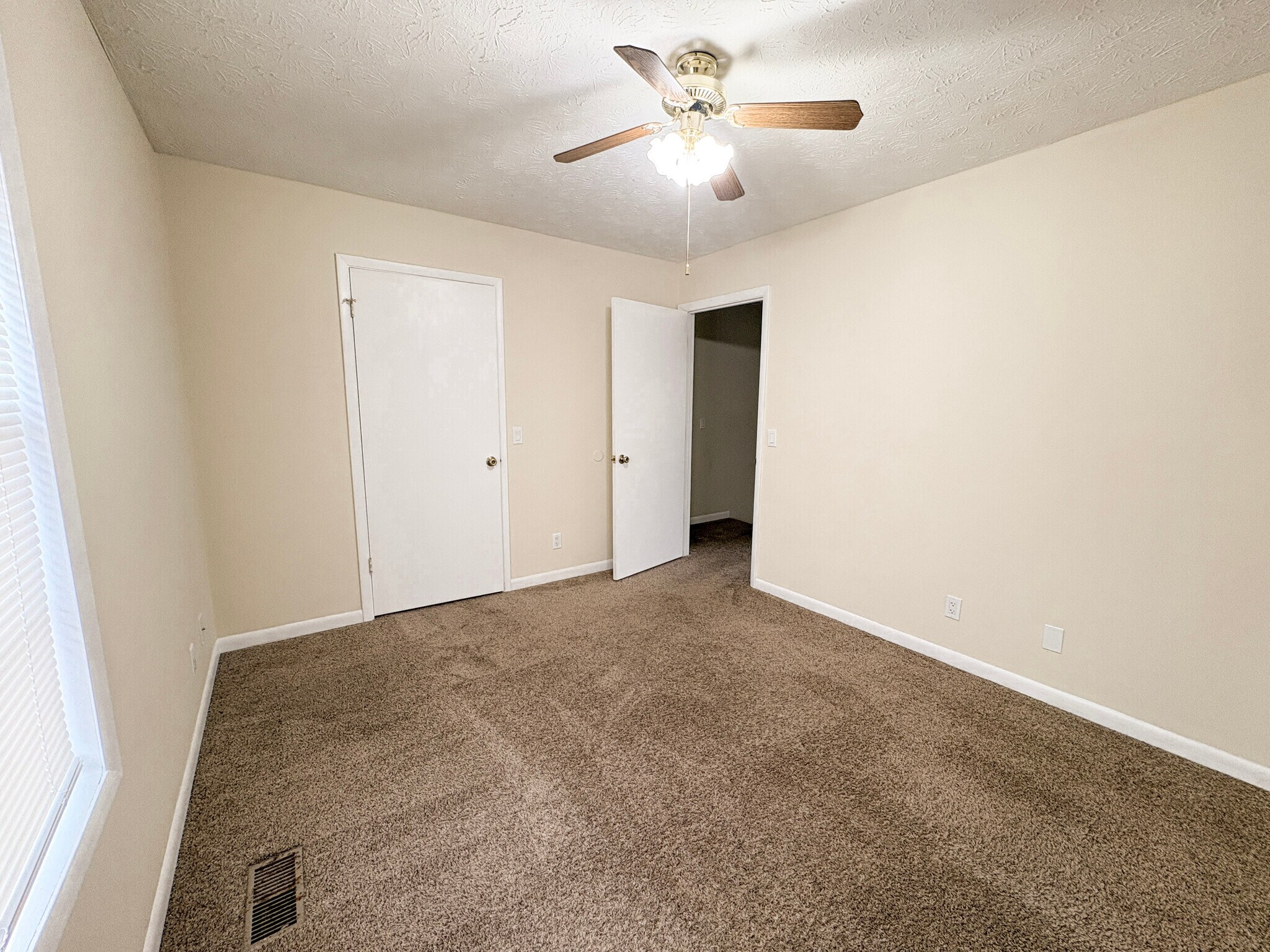 Building Photo - 1849 Stargazer Dr