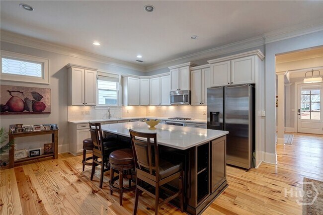 Building Photo - 3530 Greenleffe Dr