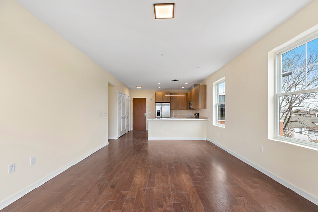 Building Photo - 209 Oakdene Pl