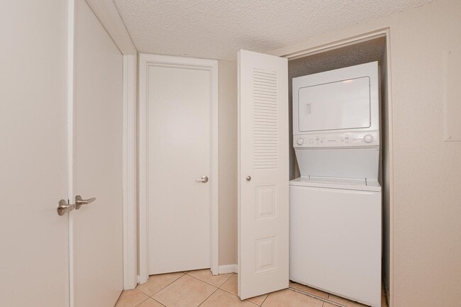 Building Photo - MIDPORT PLACE II BLDG I