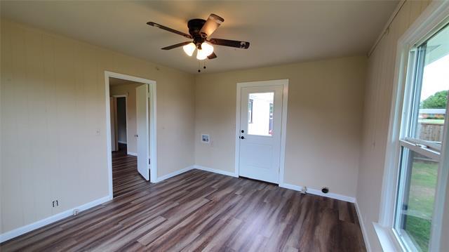 Building Photo - 1237 S Waco St