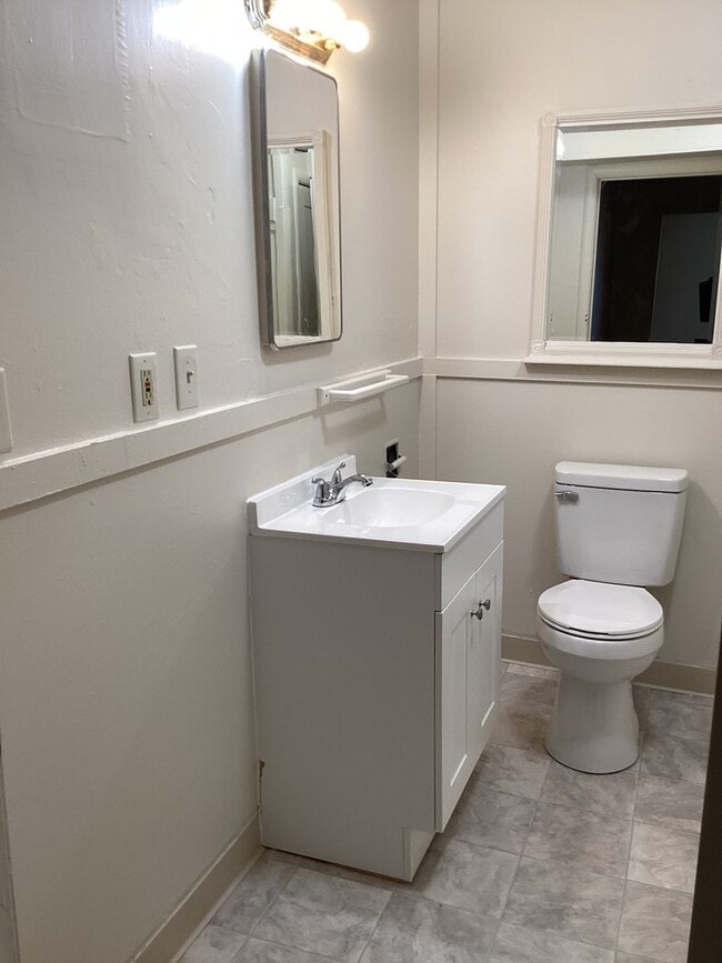 Building Photo - Room to Move with Style – 3-Bedroom Marysville Home