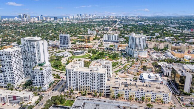 Building Photo - 1830 Radius Dr