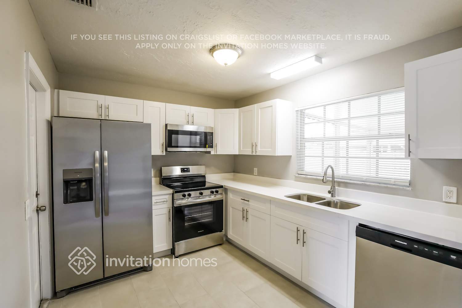 Building Photo - 4580 NW 113th Terrace