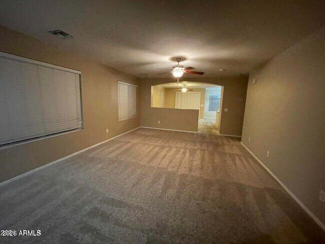 Building Photo - 806 S 111th Dr