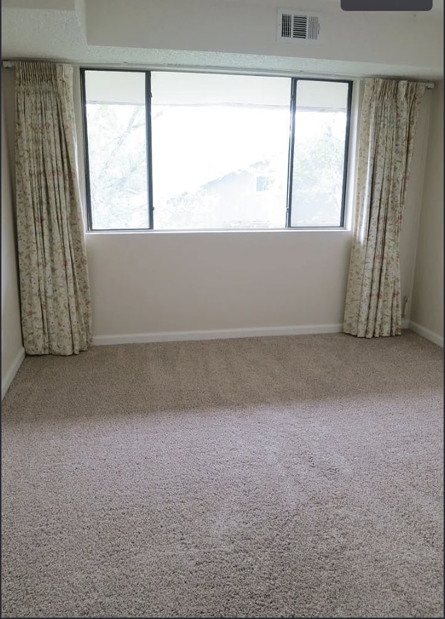 Building Photo - Beautiful 2B/2B Apartment Available Now! HALF OFF FIRST MONTHS RENT