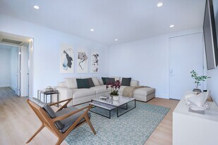 Building Photo - A Santa Monica Sanctuary: 1-Bedroom Apartm...