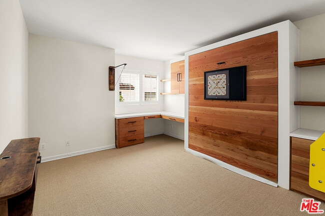 Building Photo - 1561 Michael Ln