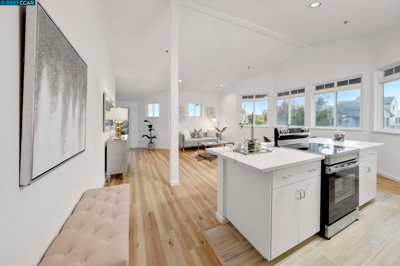 Kitchen - 2615 Telegraph Ave