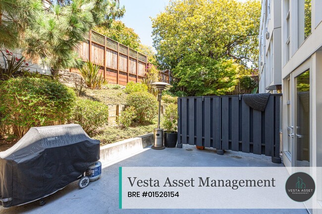 Building Photo - Lower Pacific Heights: Spacious 2-Level  L...