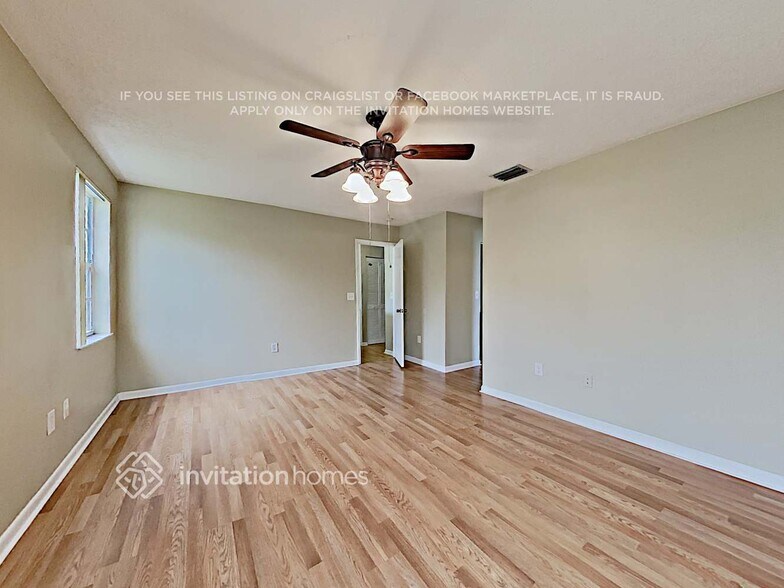 Building Photo - 15901 NW 5th St