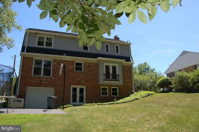 Building Photo - 7301 Old Stage Rd