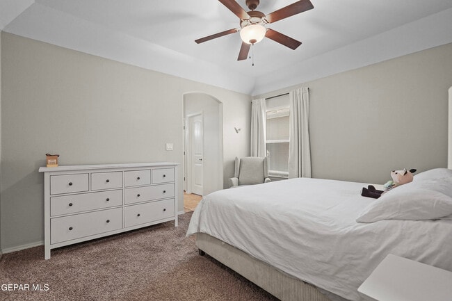 Building Photo - 14605 Christian Castle