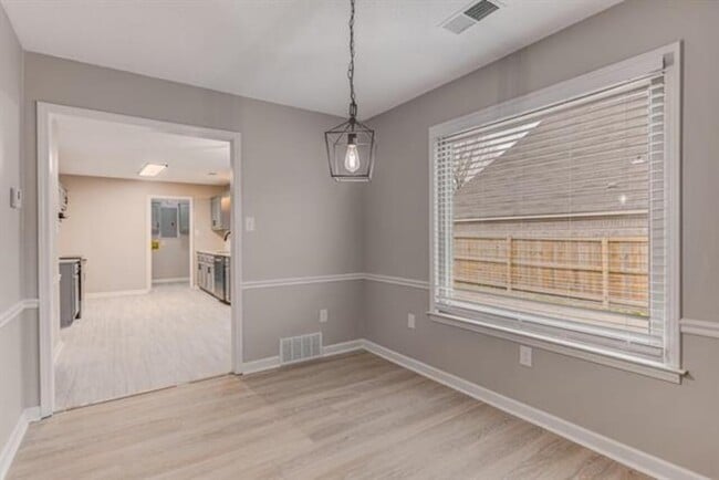 Building Photo - 7105 Santa Cruz Dr