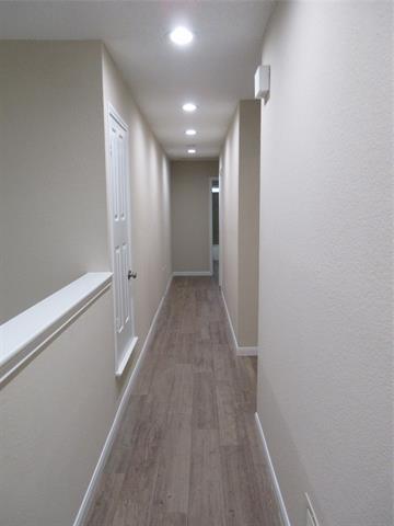 Building Photo - 713 Victorian Dr