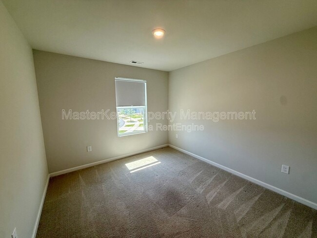 Building Photo - 181 Millennium Dr
