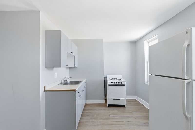 Building Photo - 546 N Fulton Ave