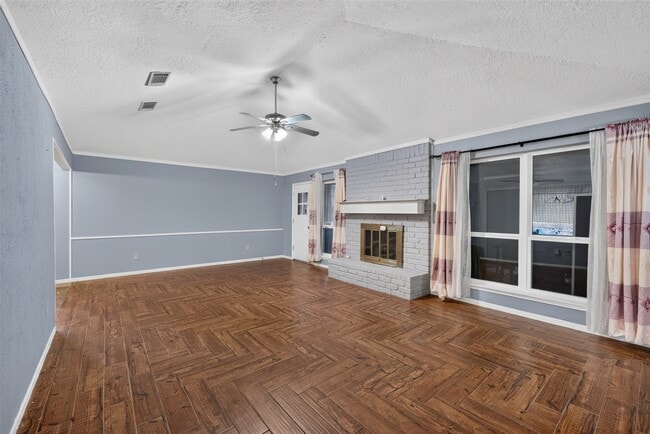 Building Photo - 5714 Arbor Vitae Dr