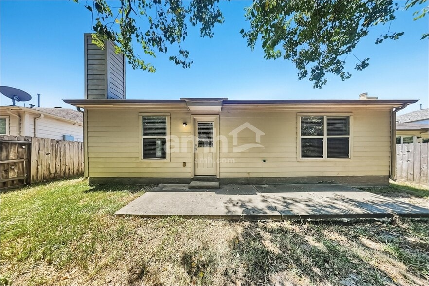 Building Photo - 2764 Woodspring Forest Dr