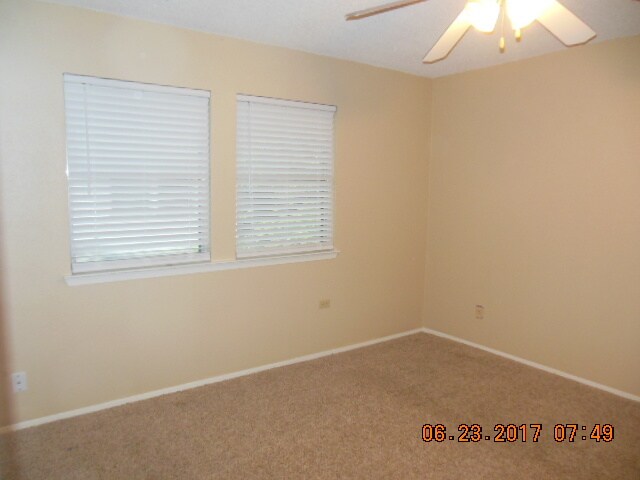 Upstairs Bedroom - 1305 Camp Craft Rd