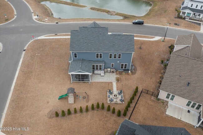 Building Photo - 181 Sailor Sky Wy
