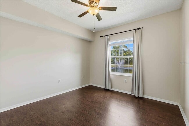 Building Photo - 5655 Bentgrass Dr