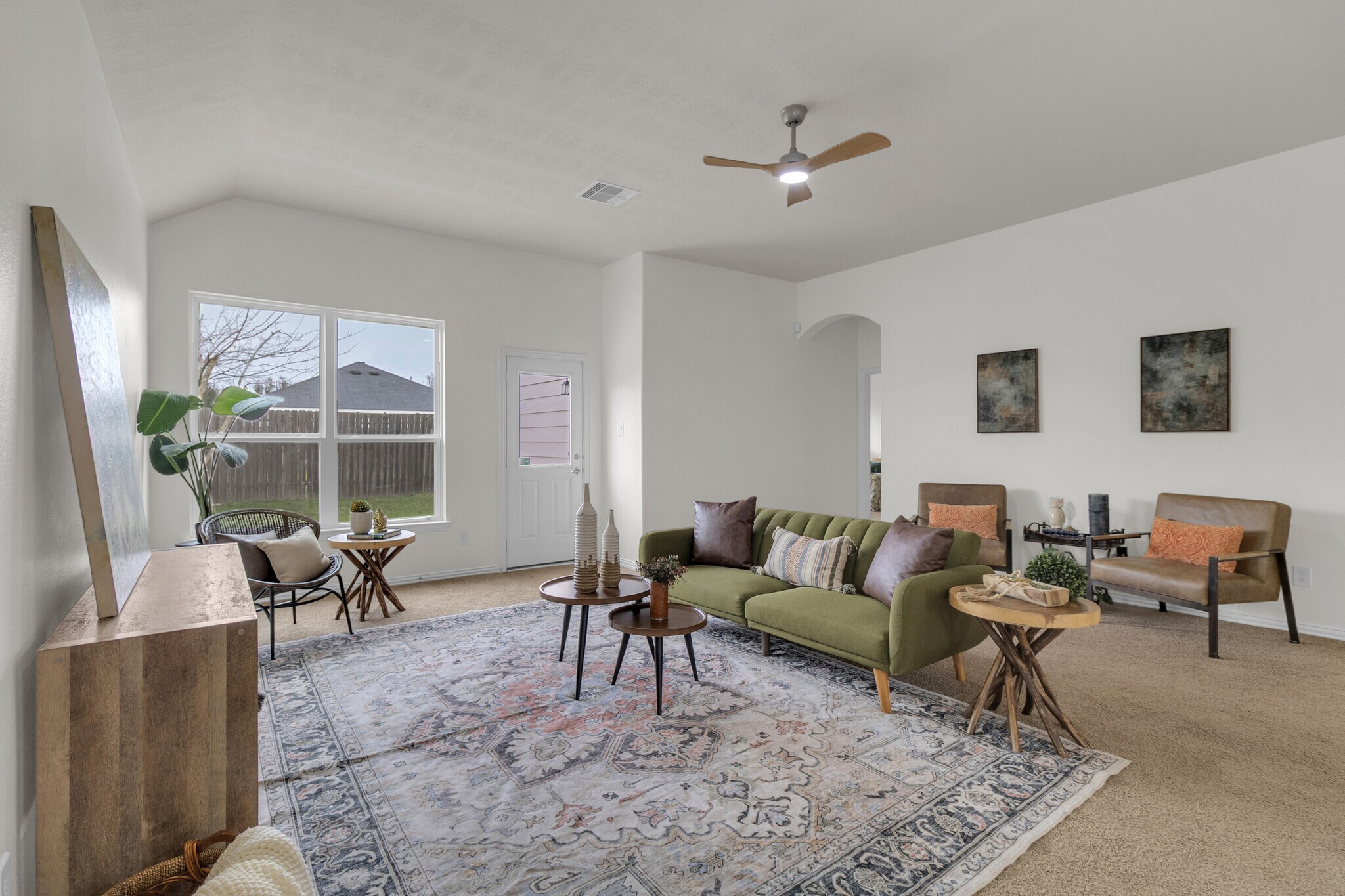 Building Photo - 24506 Forest Canopy Dr