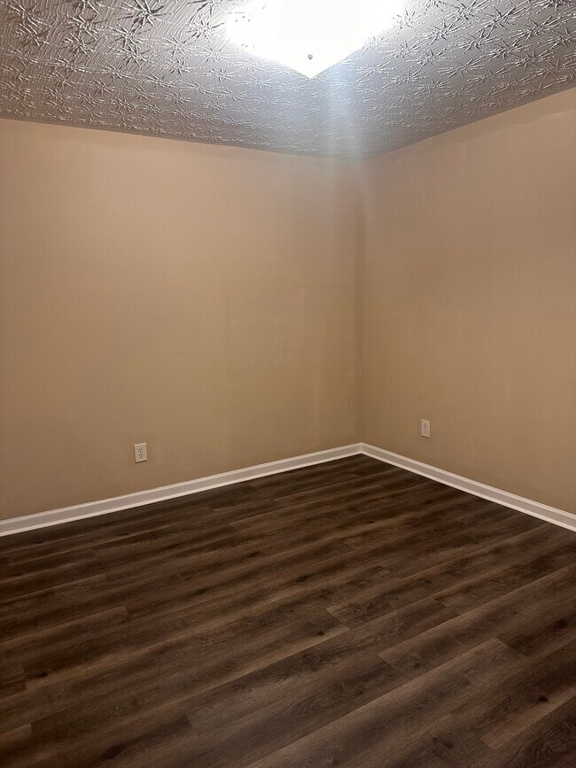 Building Photo - 164 Addy Ln