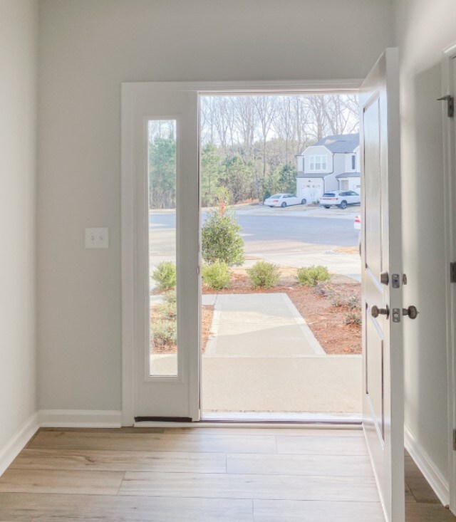 Building Photo - 612 Glen Clova Dr